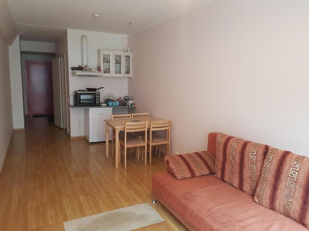 Joe Street 7 Apartamento Talin